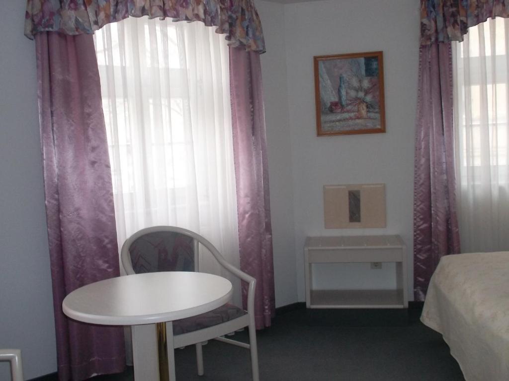 Hotel Am Seetor Angermunde Habitación foto